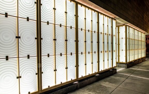 Art At Queen's Marque 6