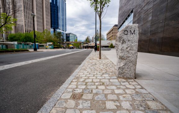 Welcome to Queen's Marque 10