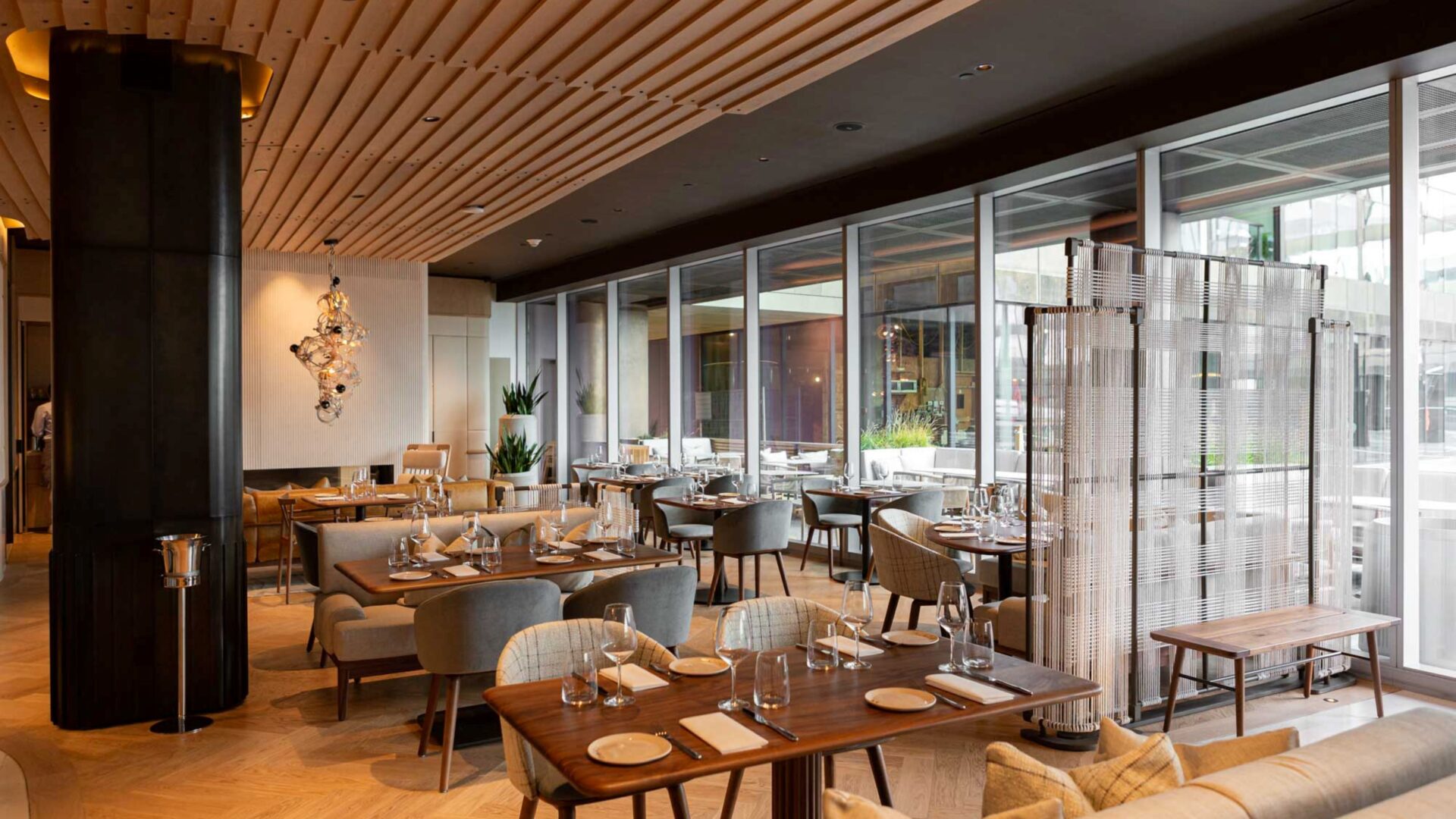 Eat, Drink & Shop 14